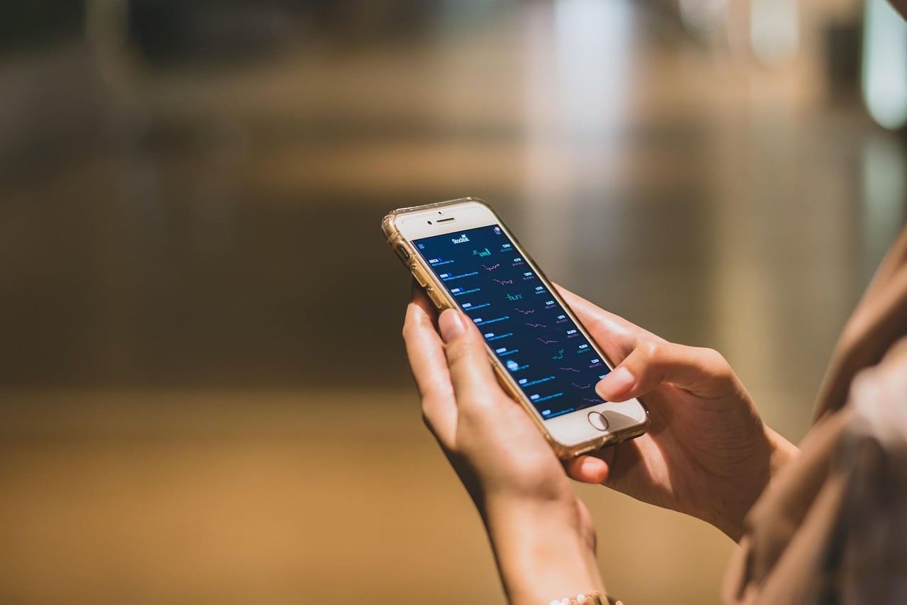 Social media jako silnik sprzedaży – bez przepalania budżetów